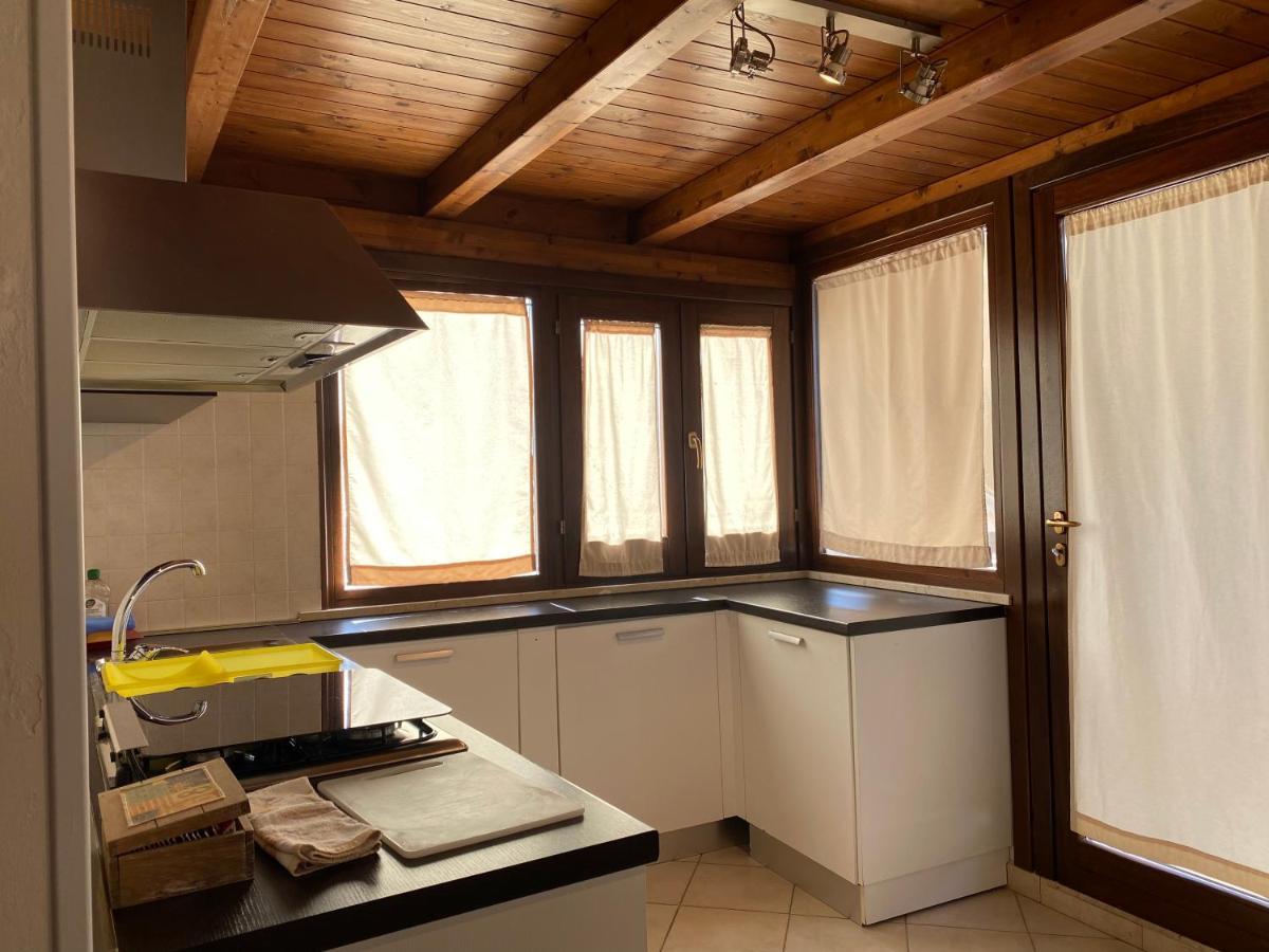 דירות טרפאני Mansarda Con Terrazzo מראה חיצוני תמונה