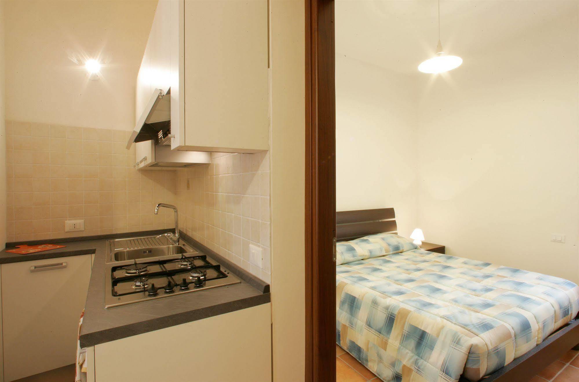דירות טרפאני Mansarda Con Terrazzo מראה חיצוני תמונה